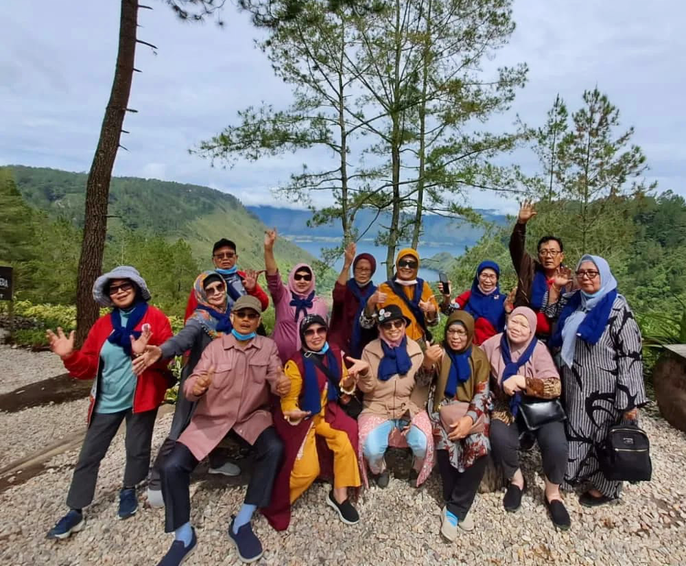 tour medan danau toba