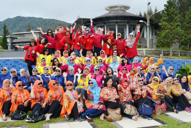 Paket Tour Seru ke Danau Toba, Samosir & Taman Simalem 4H3M